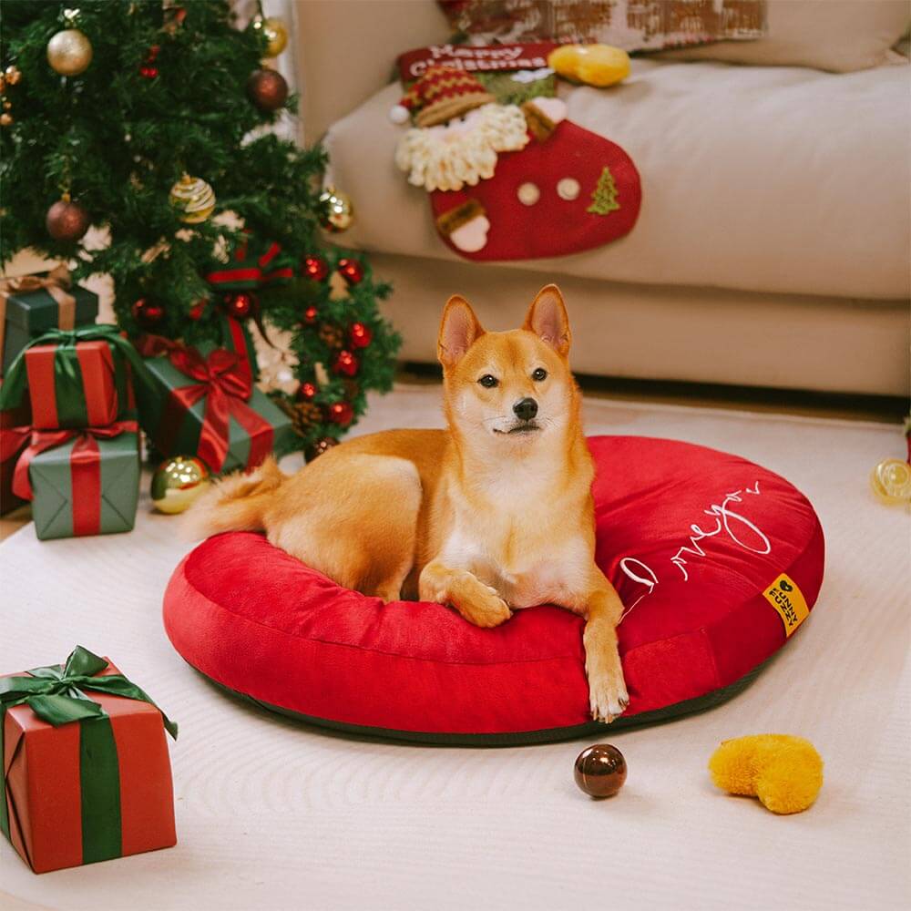 Heart-shaped red velvet dog bed, cozy and comfortable for small pets, washable cover, anti-slip bottom