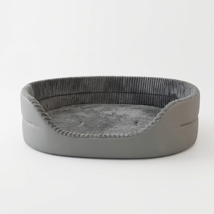 Comfortable and durable pet sleeping mat, a washable dog bed designed for large dogs, with sturdy non-slip base.