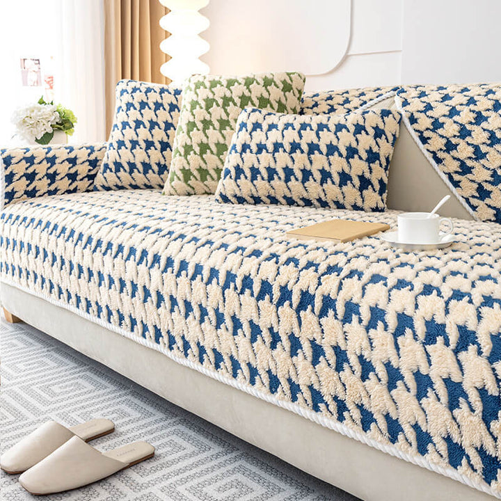 Durable houndstooth plush anti-slip sofa cover, protects against spills and pet hair.