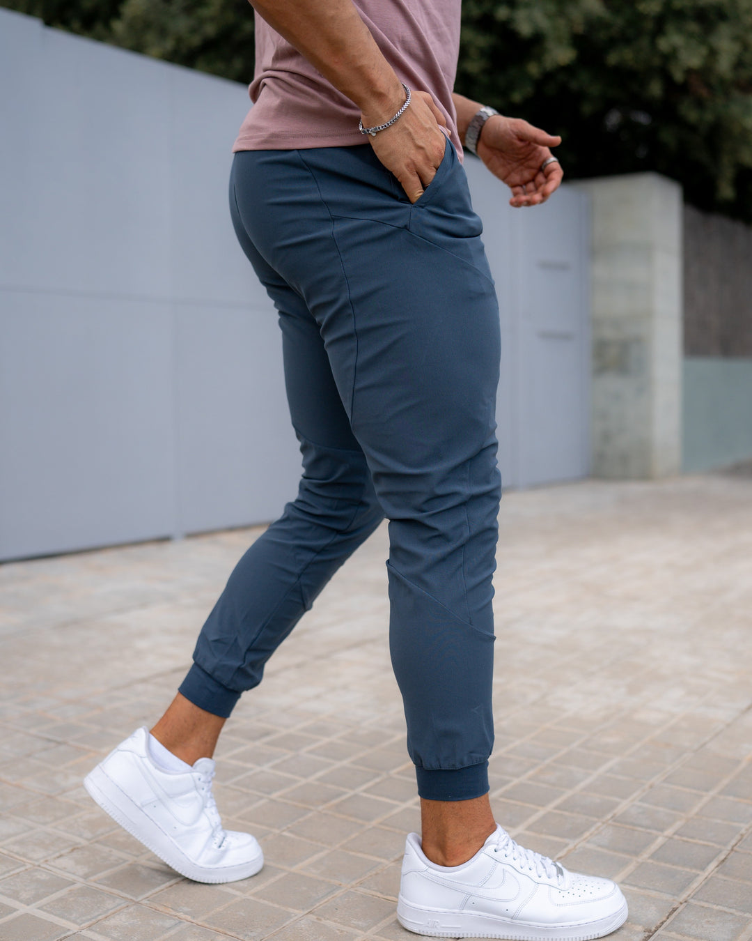 Valenza performance men's joggers, tapered design, quickdry for athletic activities & travel.