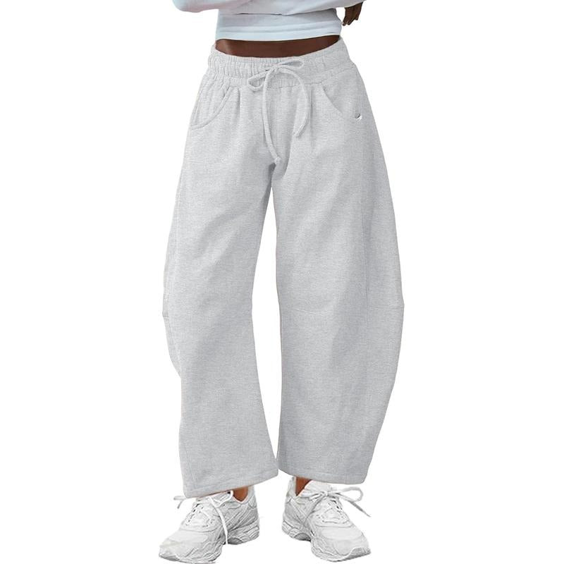 Modern barrel-leg women's pants, offering a comfortable, relaxed fit for versatile everyday fashion.
