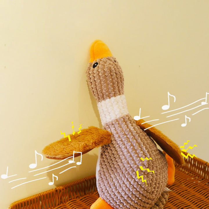 Durable pet toy: Organic goose plush for heavy chewers, promoting dental hygiene.