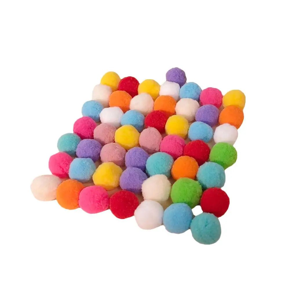 Set of interactive cat toy launch gun and multiple plush balls, ideal presents for cats' indoor playtime