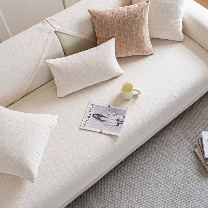 Versatile jacquard chenille couch cover, water repellent, oilproof, ensures clean, protected furniture.
