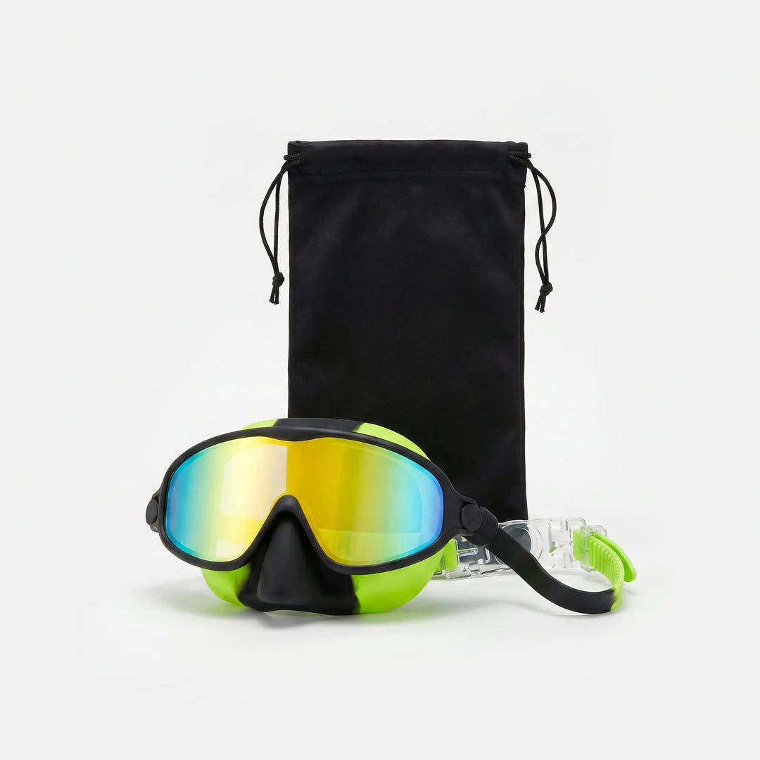 Durable kids swim mask with anti-leak design & comfortable nose cover. Perfect for underwater adventures.
