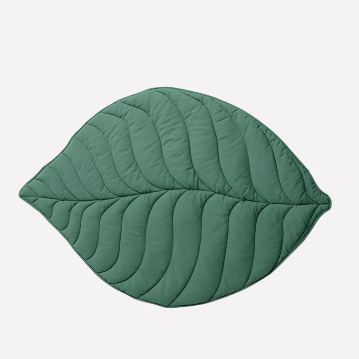 Premium large pet bed with removable cover, providing cooling comfort for dogs.