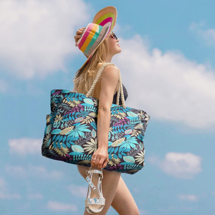 Waterproof gym & beach bag, large capacity, sandproof, in blue.