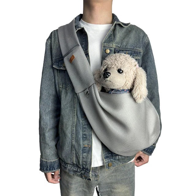 Crossbody pet carrier for puppies & small animals, ideal for travel and outdoor adventures