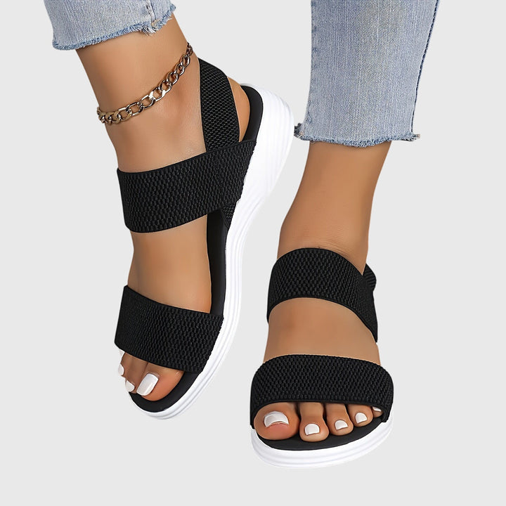 Lightweight women's orthopedic sandals with adjustable arch support, perfect for summer comfort.