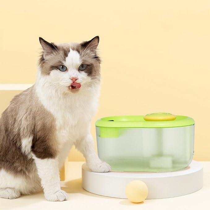 Lollipop design pet water dispenser for dogs and cats, ensuring automatic hydration and a steady flow.