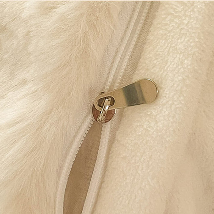 Stylish plush faux fur bedding ensemble, includes duvet, sheet, pillowcases.