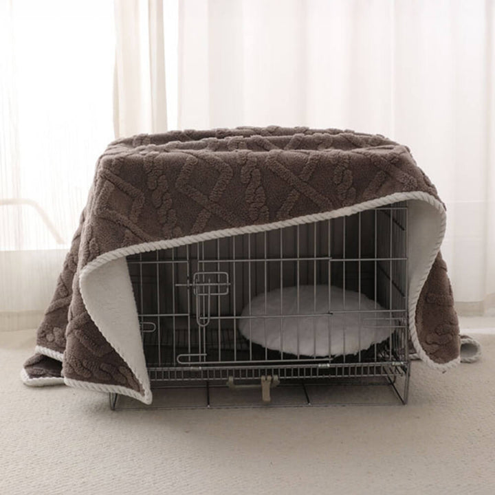 Dog blanket, soft polar fleece, waterproof for pet beds & sofa protection, warm & cozy