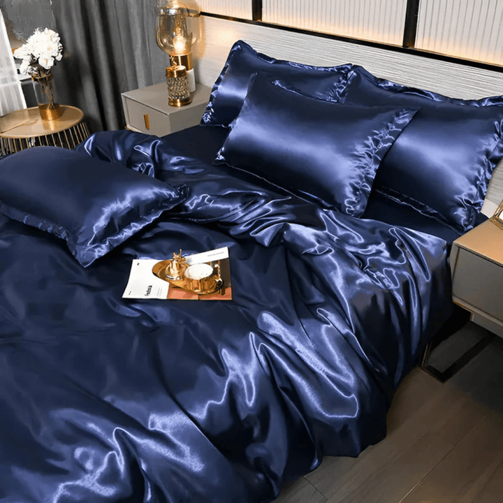 Easy-care polyester bedding set, combining modern design with ultimate comfort for a practical luxury bedroom.