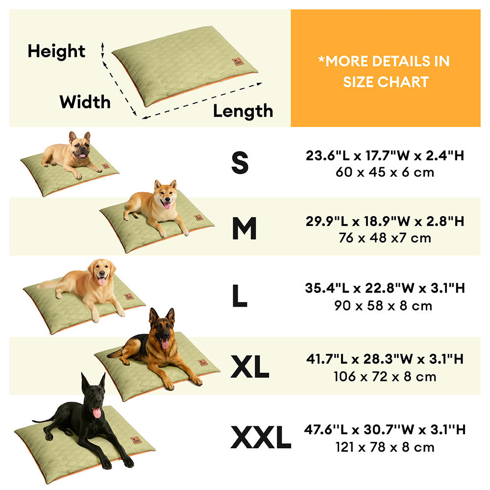 Reversible dog mat detail: smooth faux leather on one side, fluffy on the other