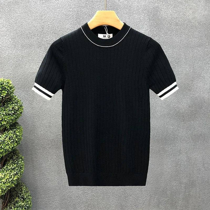 Men's refined black crewneck sweater, perfect for everyday casual or elegant outfits. Comfortable knitwear pullover.