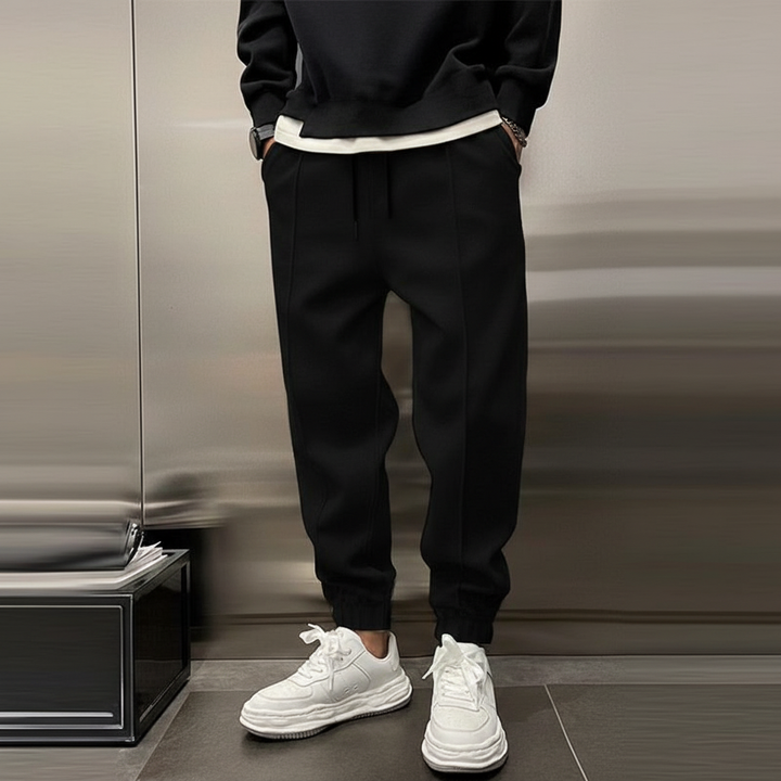 Versatile men's athletic joggers, elastic waist. Ideal for gym, sports, or everyday casual wear.