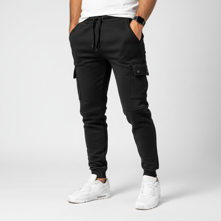 Modern fit men's cropped joggers with side pocket, ultimate comfort & style for versatile activewear.