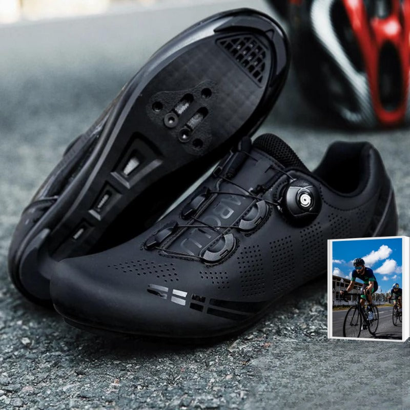 Men's black SPD cycling shoes, versatile for mountain biking, trail riding & indoor spin classes. Durable athletic gear.
