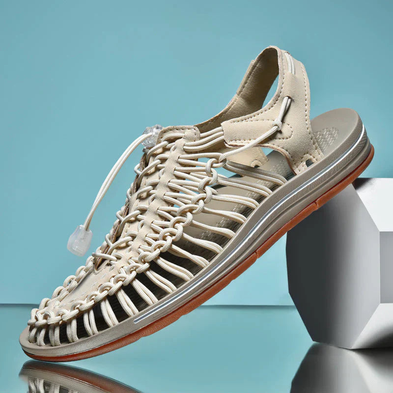 Adjustable, breathable men's closed-toe sandals. Perfect casual footwear for summer walking.