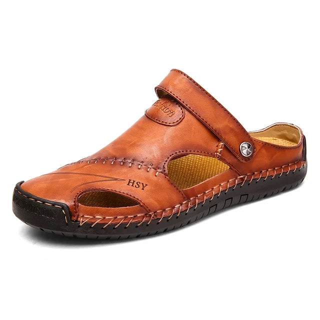 Stylish men's closed-toe slip-on sandals, breathable & comfortable, ideal for casual daily footwear.