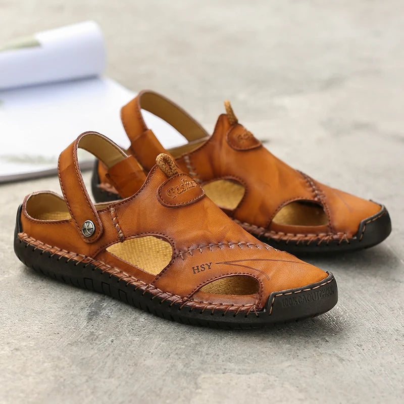 Durable men's closed-toe slip-on sandals, breathable, with arch support for daily & outdoor use.