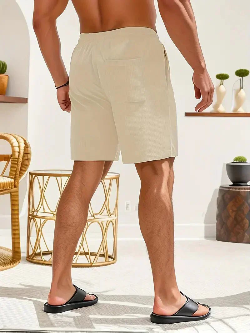 Relaxed men's casual shorts, drawstring closure, perfect for summer outings and daily wear.