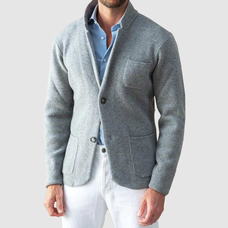 Men's casual knit blazer, classic design with practical patch pockets. Versatile smart-casual jacket.