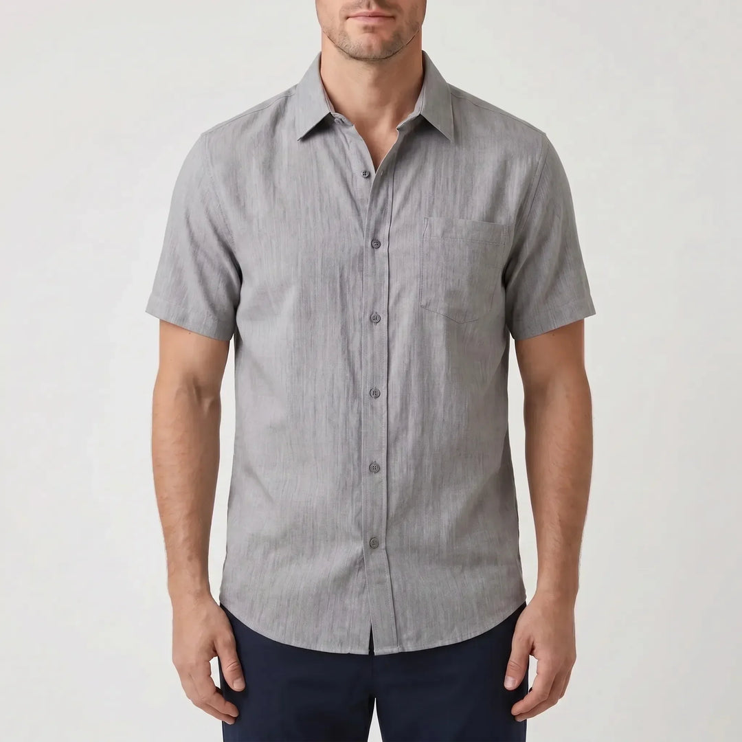 Everyday men's casual short sleeve shirt. Stylish button-down, relaxed fit for versatile summer wear.