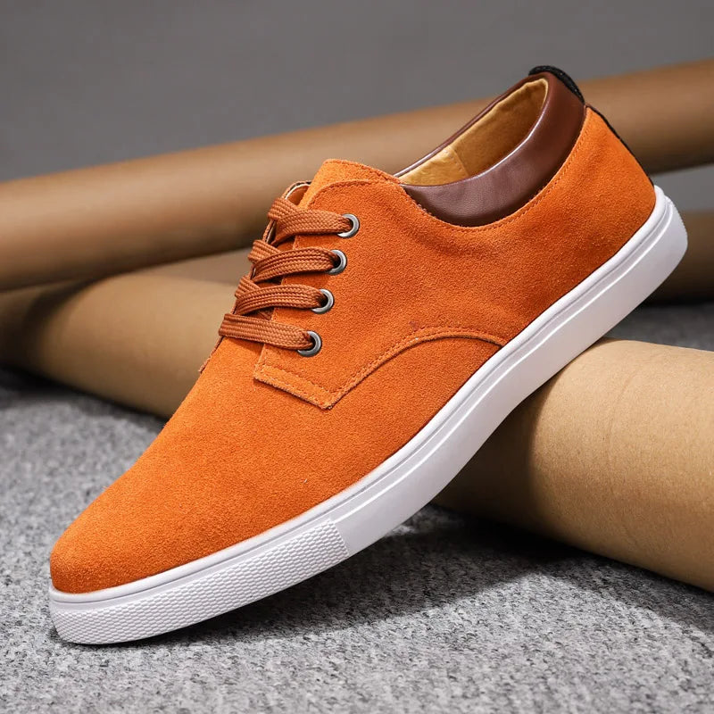 Soft interior of men's casual shoes, ensuring all-day comfort & support. Ideal everyday footwear.