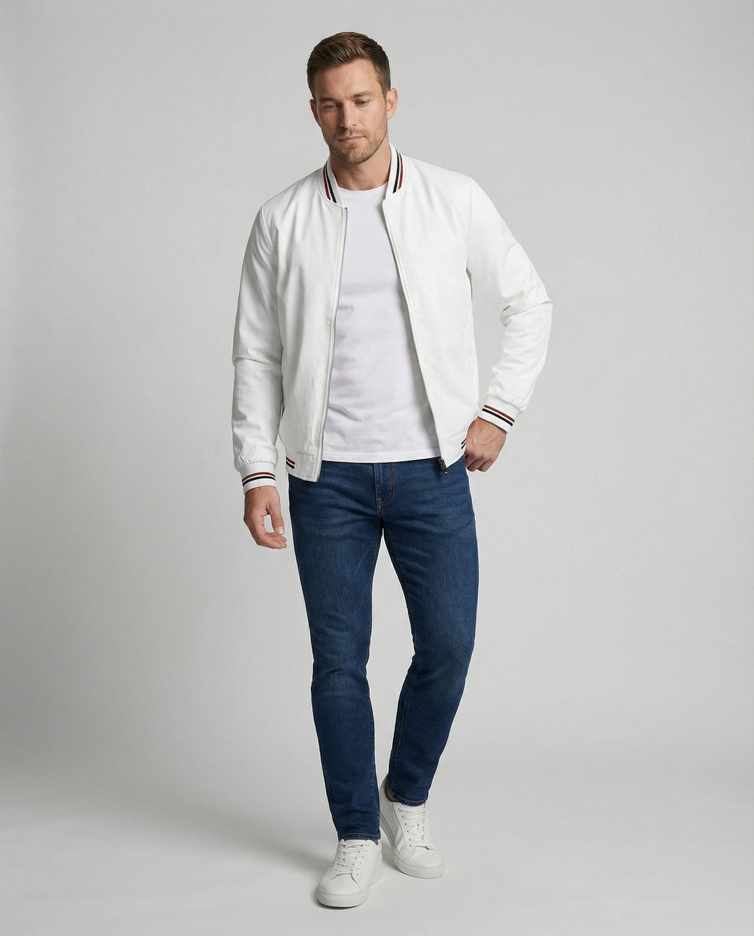 Men's casual transition jacket with water-repellent surface and stylish stand-up collar. Perfect for spring & fall.