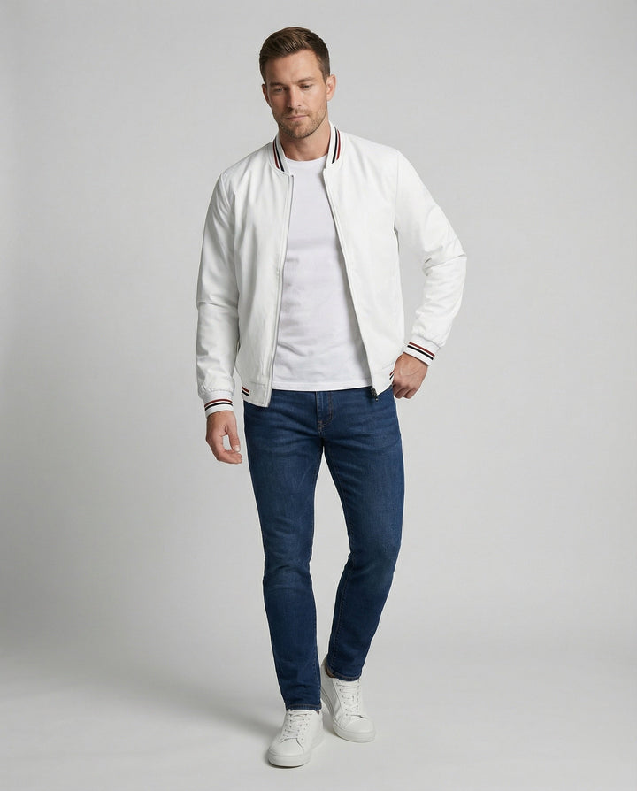 Men's casual transition jacket with water-repellent surface and stylish stand-up collar. Perfect for spring & fall.