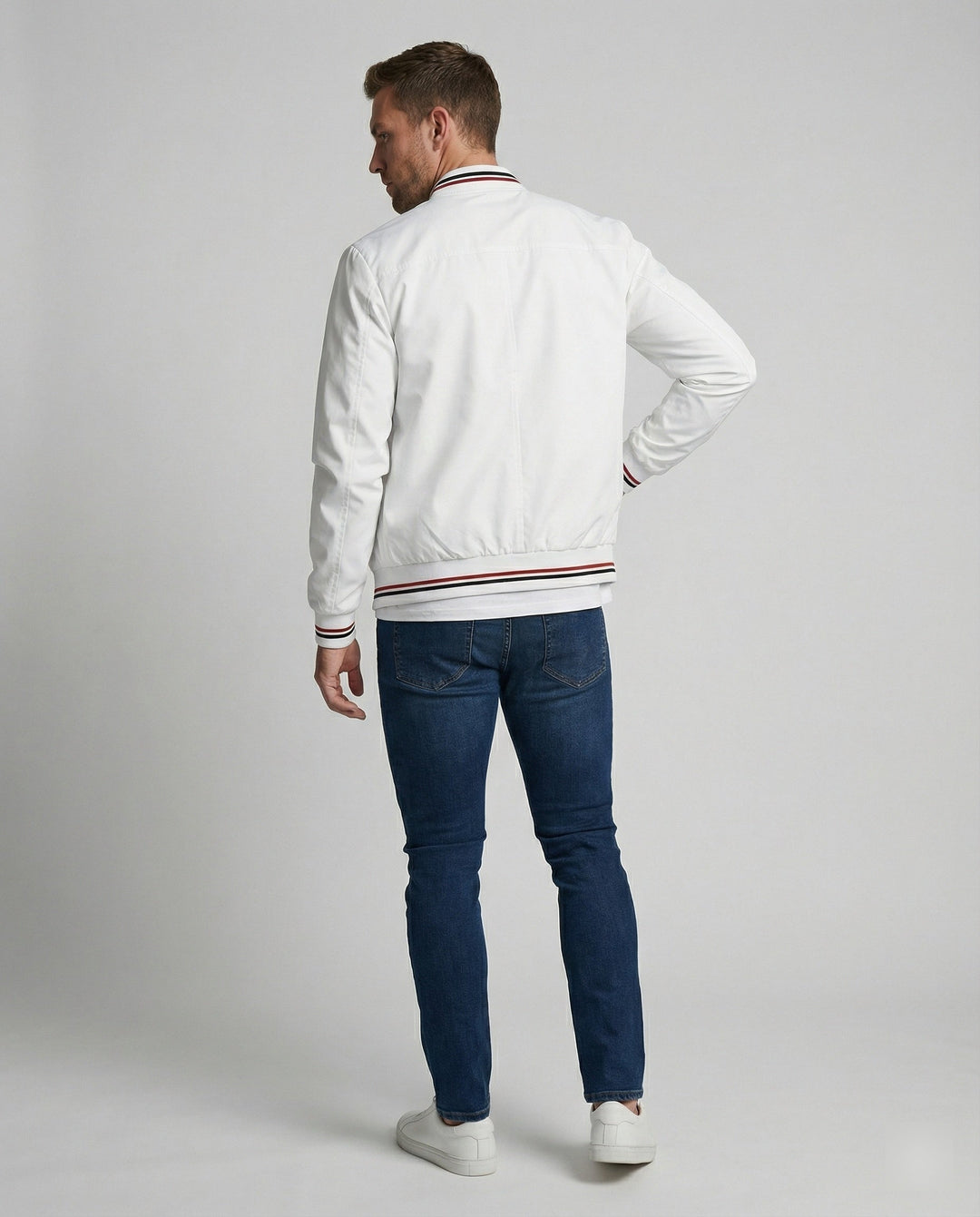 Lightweight men's water-repellent zip jacket. Ideal everyday outerwear with a smart stand-up collar.