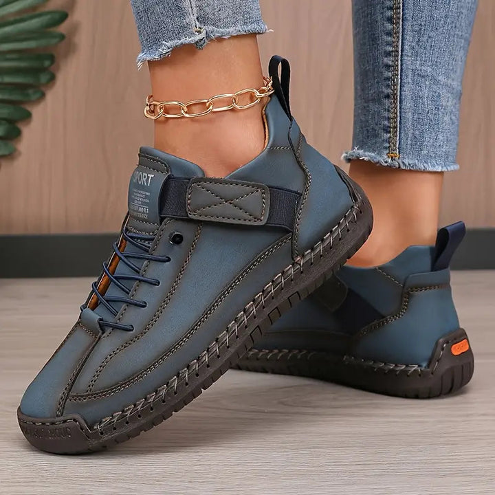 Versatile men's casual wide toe sneakers, with non-slip comfort for stylish everyday walking & daily wear.