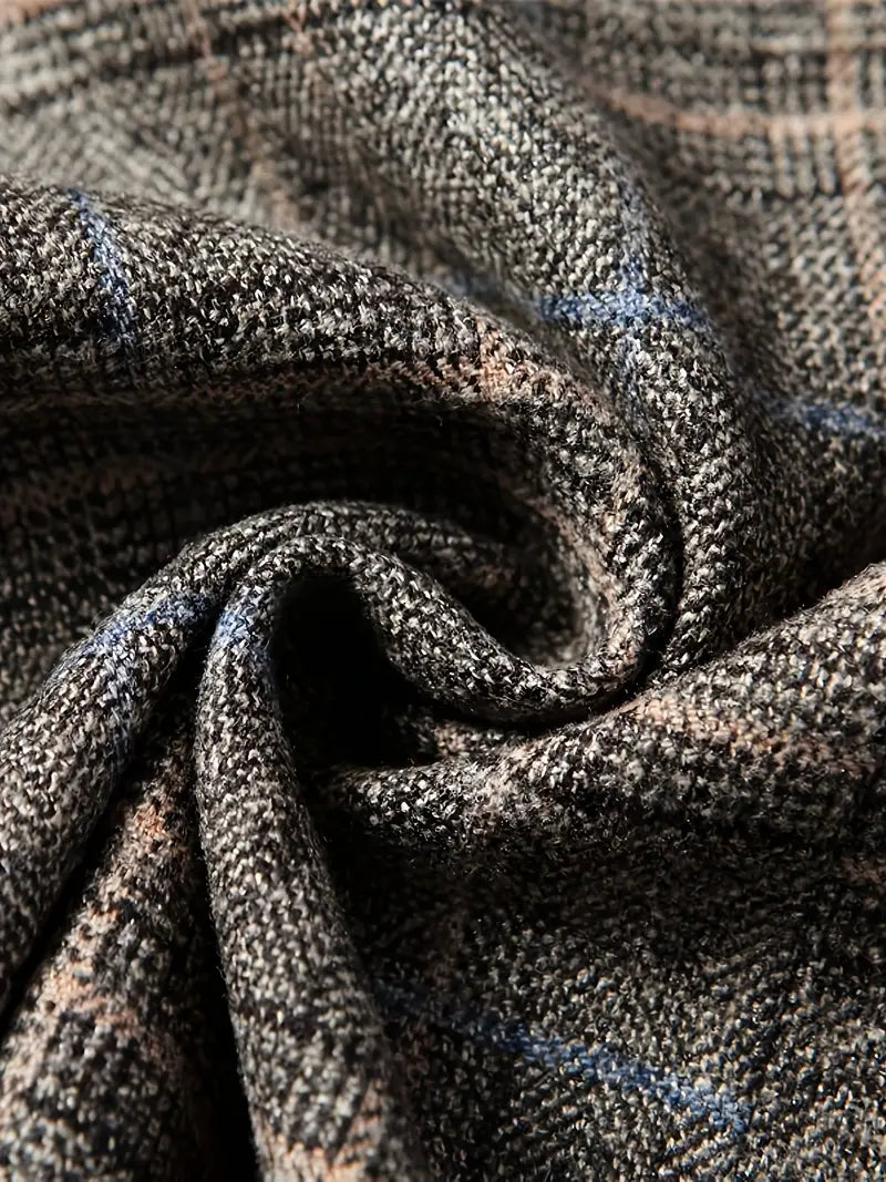 Versatile men's checked blazer for a smart casual, business meeting, or formal fashion statement.