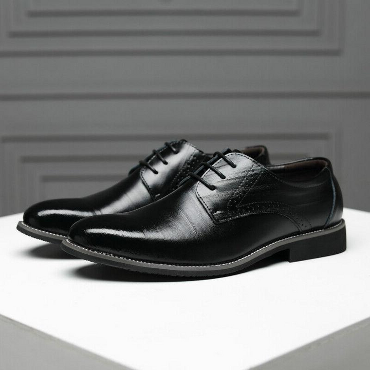 Comfortable Men's Black Oxford Dress Shoes with polished finish, ideal for all-day wear in professional & formal settings.