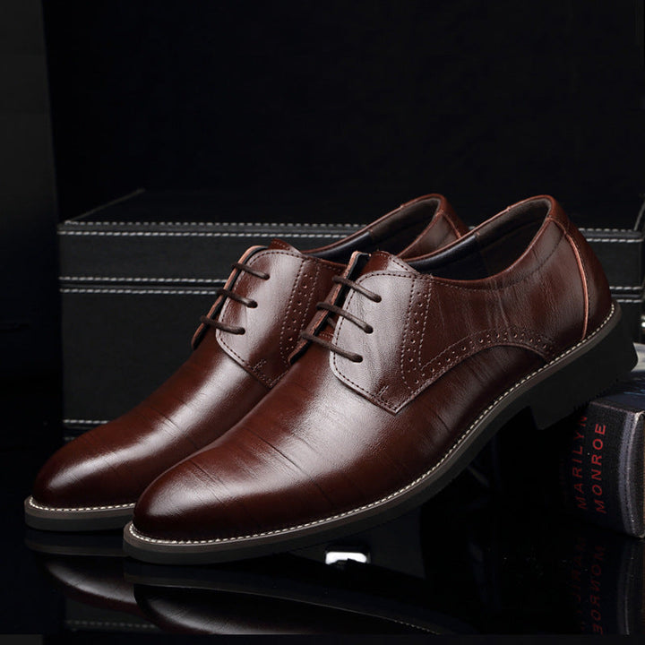 Modern Classic Blue Men's Oxford Shoes, polished finish, combining traditional elegance with contemporary formal style.