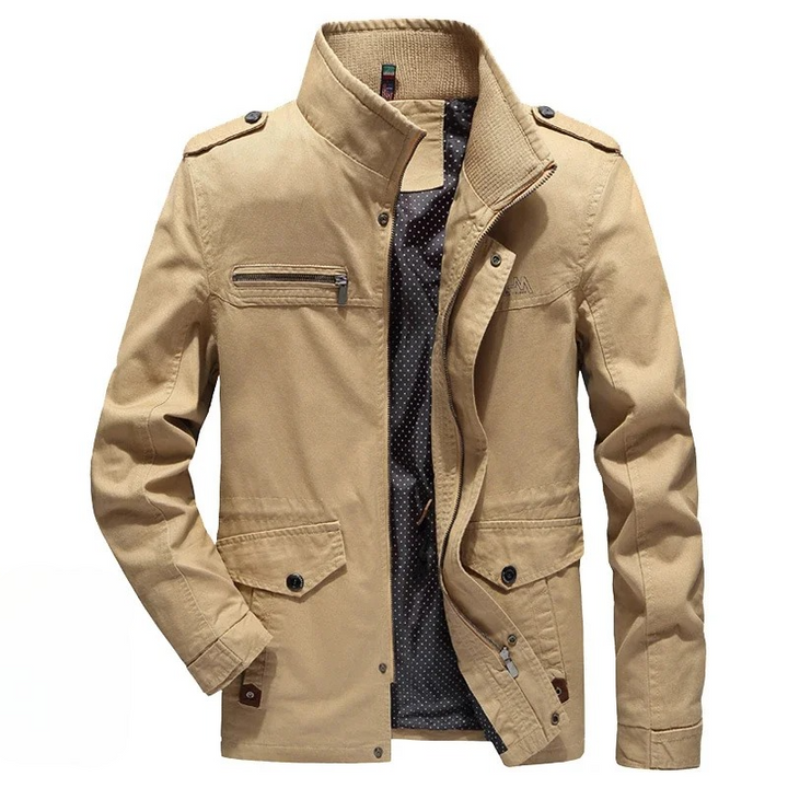 Durable men's classic utility jacket with pockets, ideal outerwear for everyday comfort and casual use.