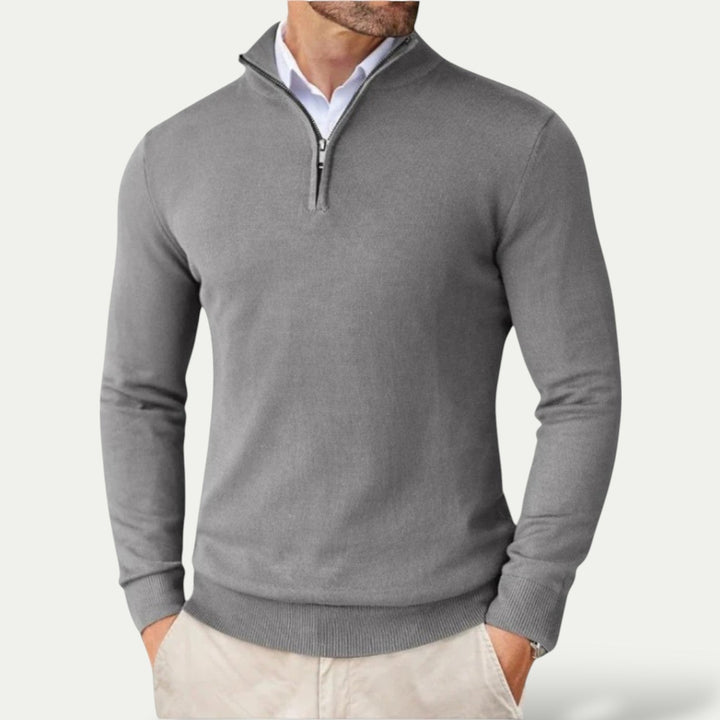 Adaptable men's half-zip pullover, comfortable long-sleeve sweater for casual year-round wear.