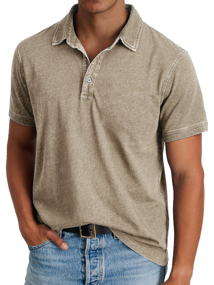 Stylish men's polo shirt, short sleeve, relaxed fit. Essential for spring and summer casual fashion.