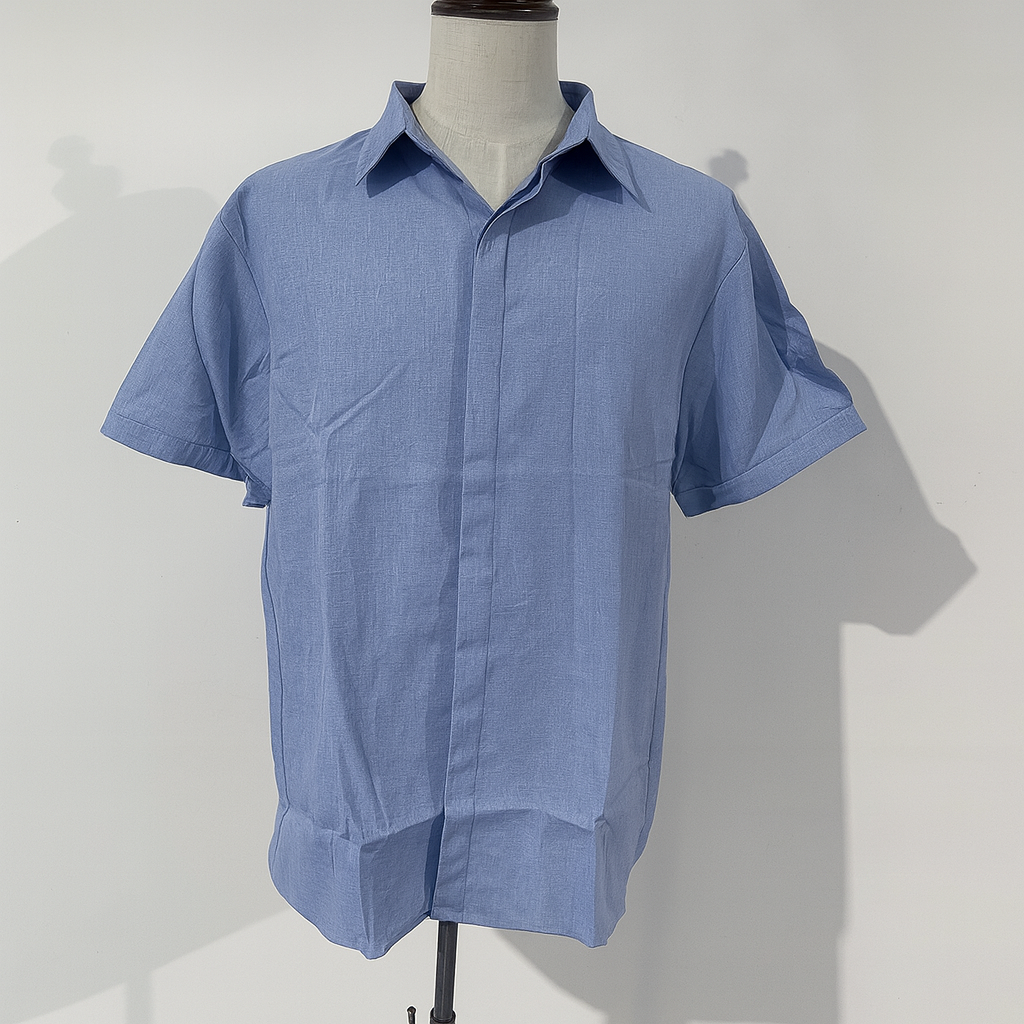 Men's classic short-sleeve collared shirt, a versatile top designed for everyday and summer wear.