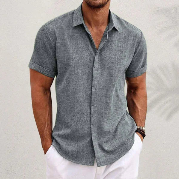 Classic men's short-sleeve collared shirt by Tony, perfect for summer casual fashion and everyday wear.