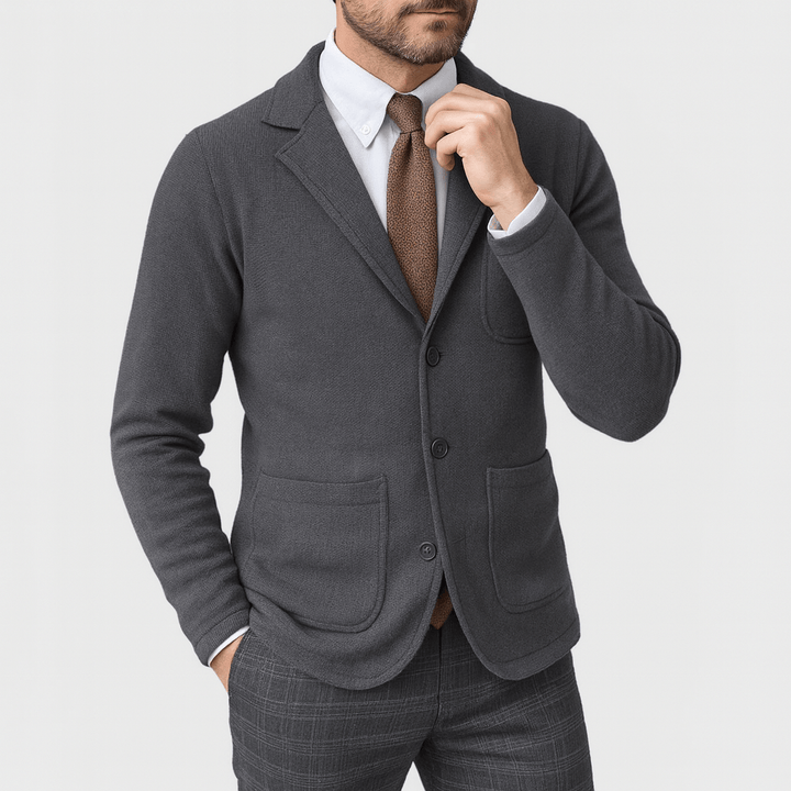 Stylish men's single-breasted blazer, ideal for business attire, formal events, or smart casual looks.