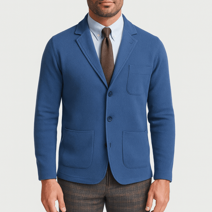 Elegant men's classic single-breasted blazer, a versatile tailored jacket for any fashion-conscious man.