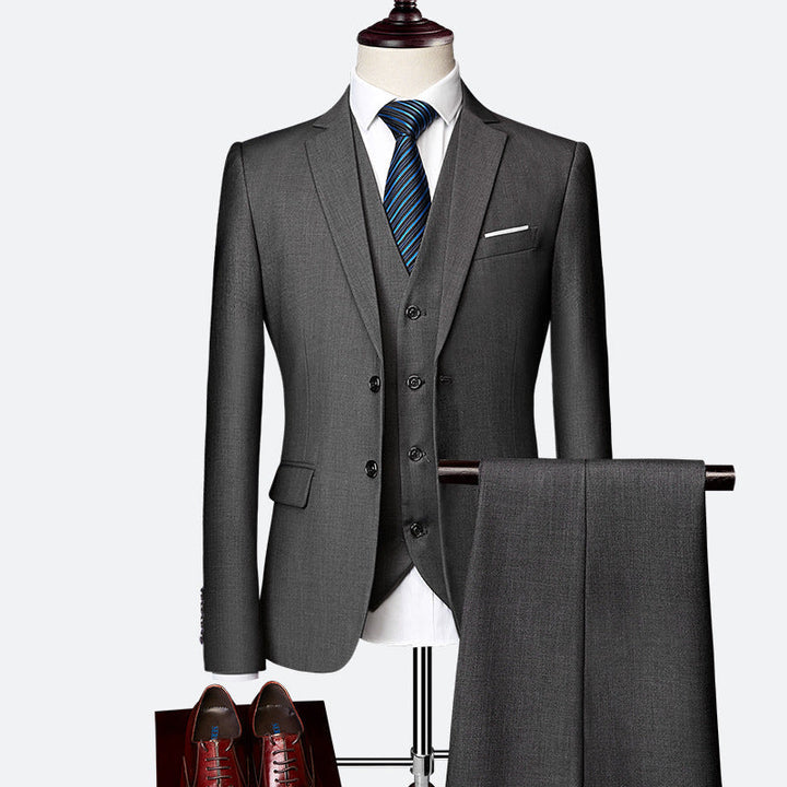 Stylish men's black three-piece suit, ideal formal wear for weddings, galas, and special occasions.