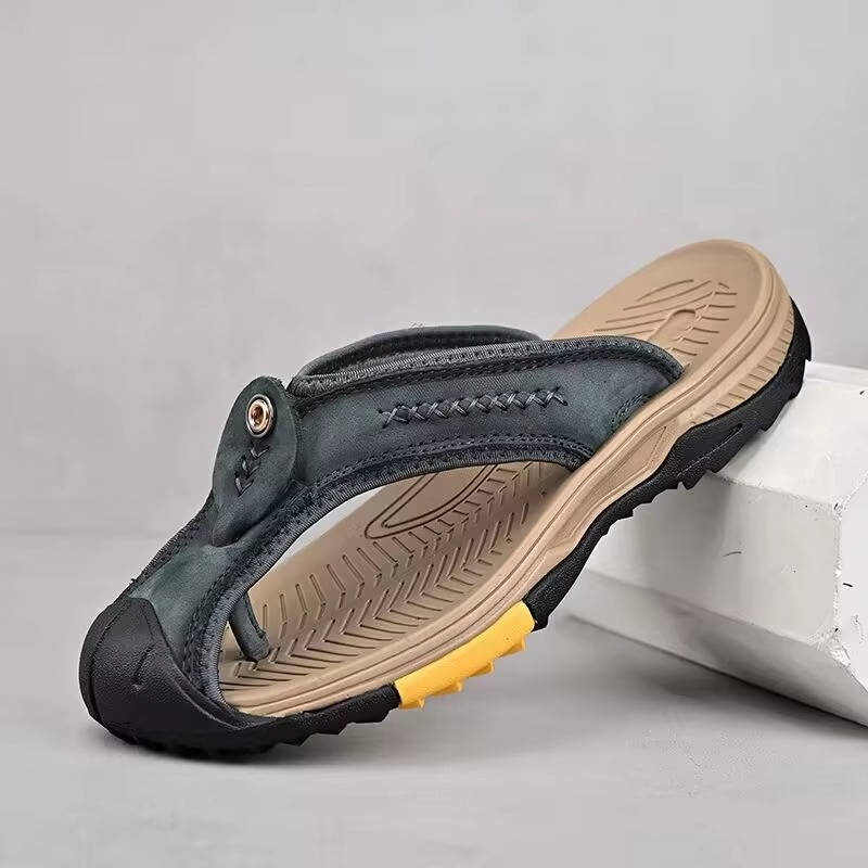 Men's durable closed toe sport sandals with water resistant upper & non-slip rubber sole.