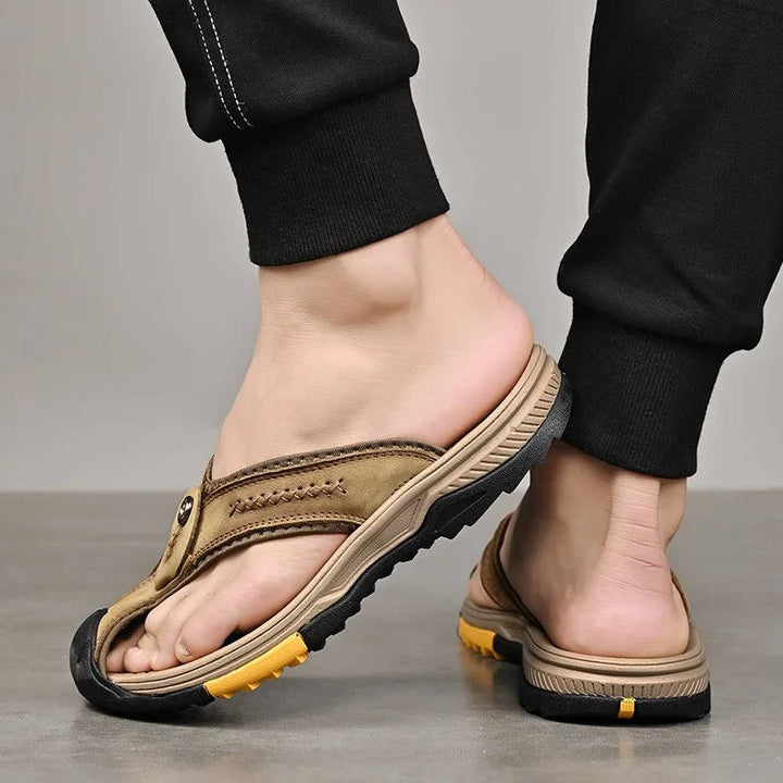 Versatile men's closed toe summer sandals, water resistant, non-slip for walking & outdoor.