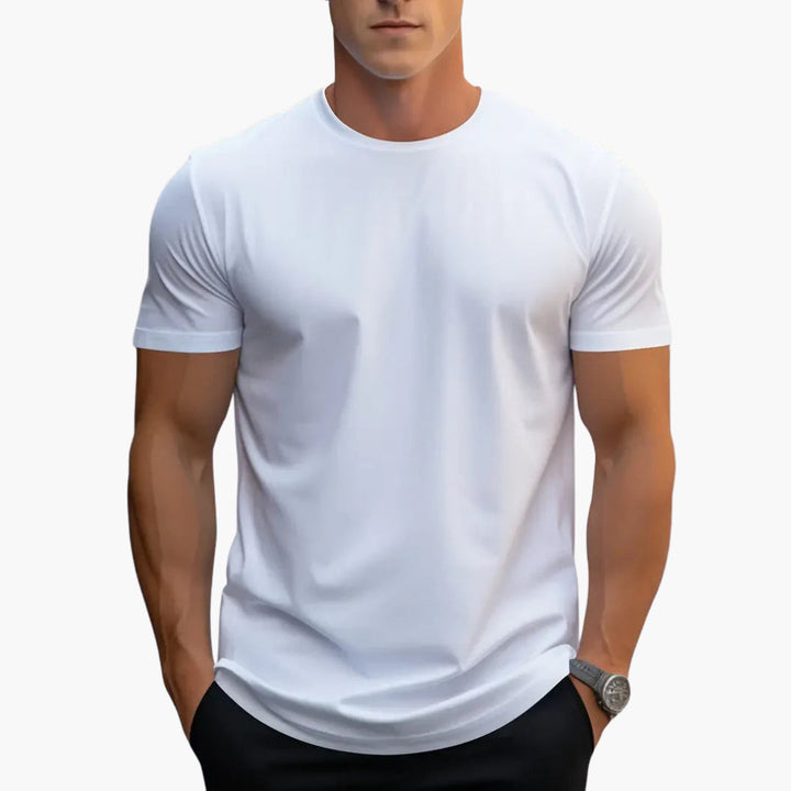 Men's crew neck short sleeve t-shirt in a comfortable straight fit, ideal for everyday casual wear.