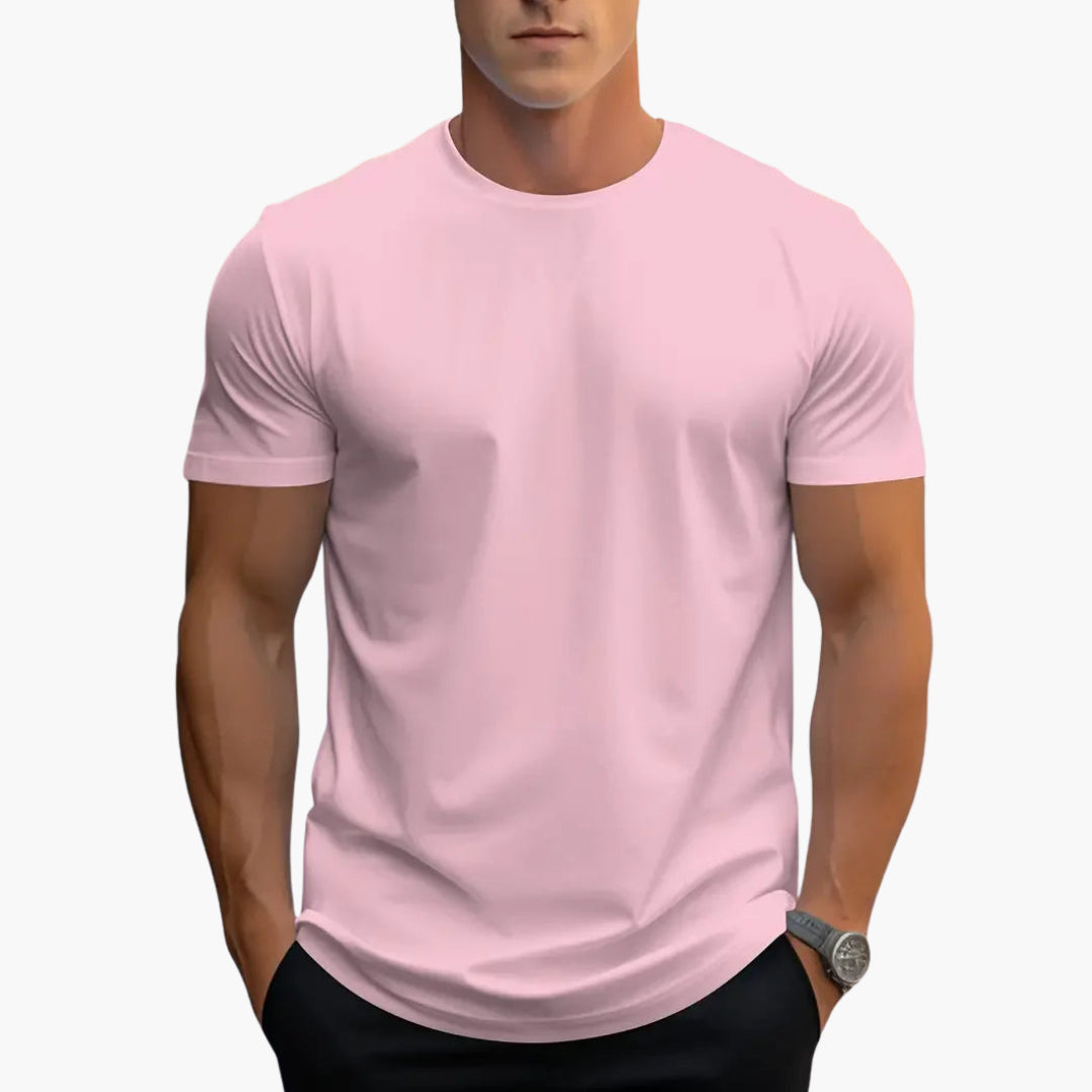 Everyday men's short sleeve t-shirt, a wardrobe essential with a straight, comfortable fit.