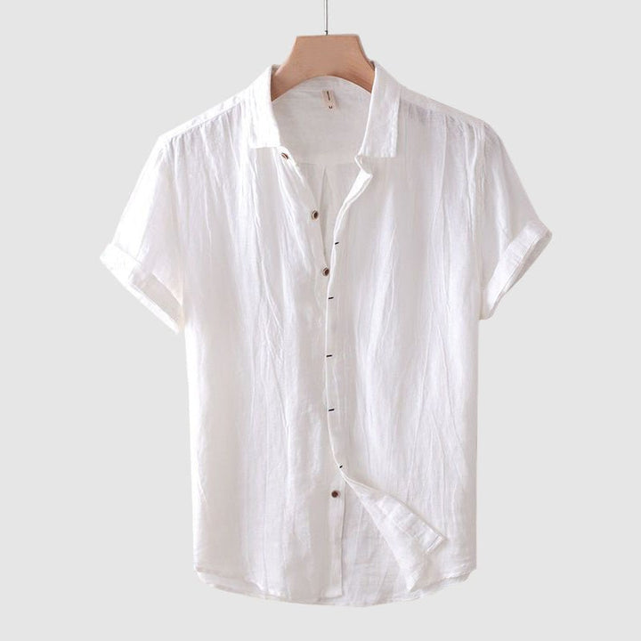 Comfortable men's crinkle short sleeve top, a versatile choice for casual summer outfits and warm days.