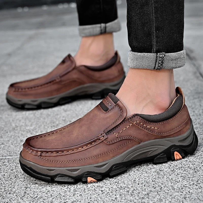 Casual brown men's Dakota loafers, easy slip-on footwear with ultimate comfort.